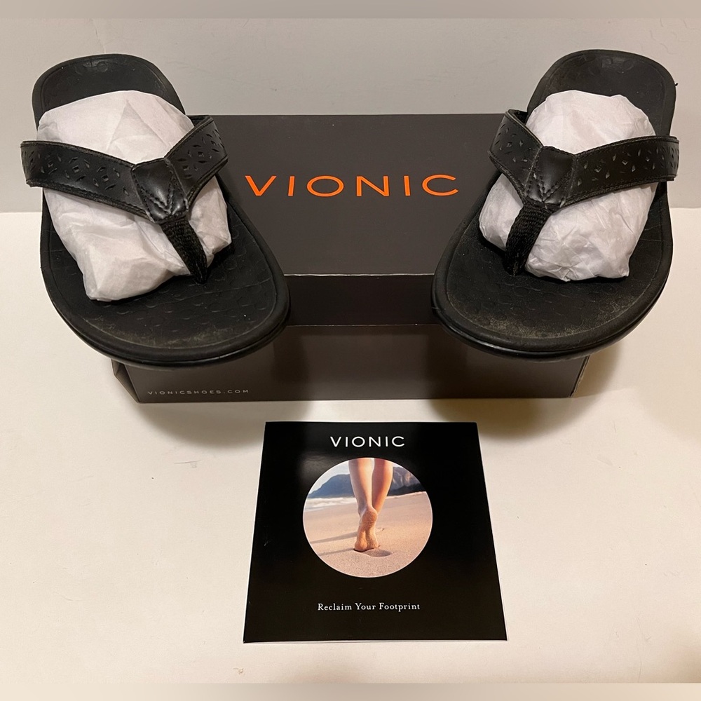 WOMEN’S VIONIC TIDEPERF SANDALS.